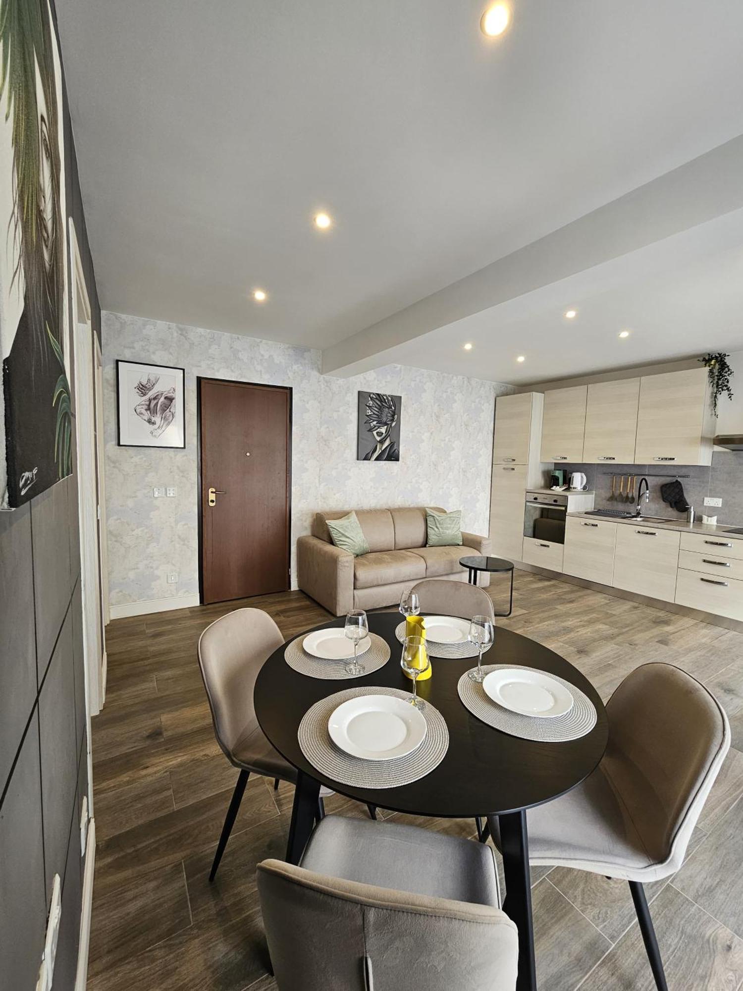 Korzo Suites Sliema III Exteriör bild